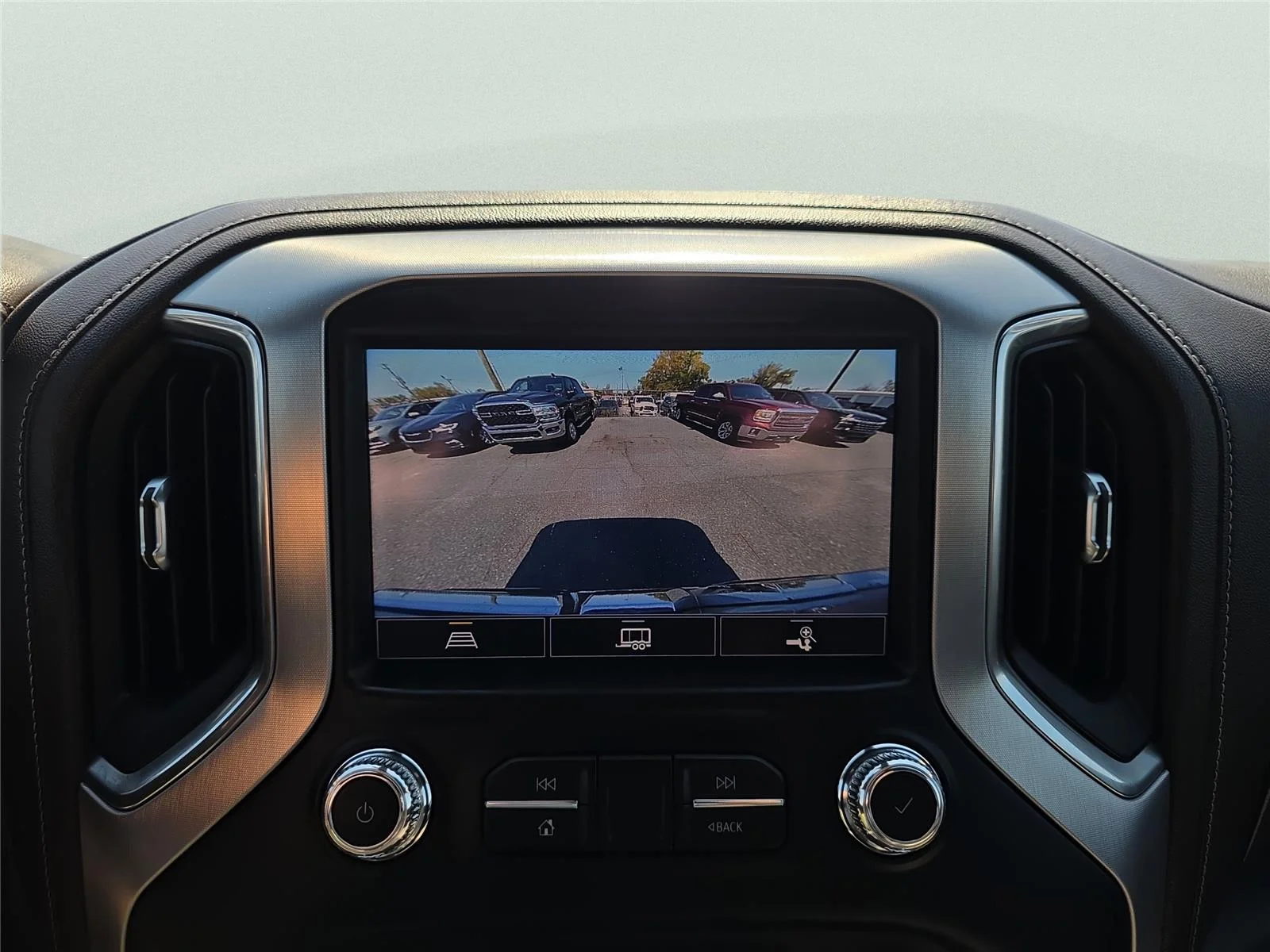 Used 2021 Onyx Black GMC SLT image 26