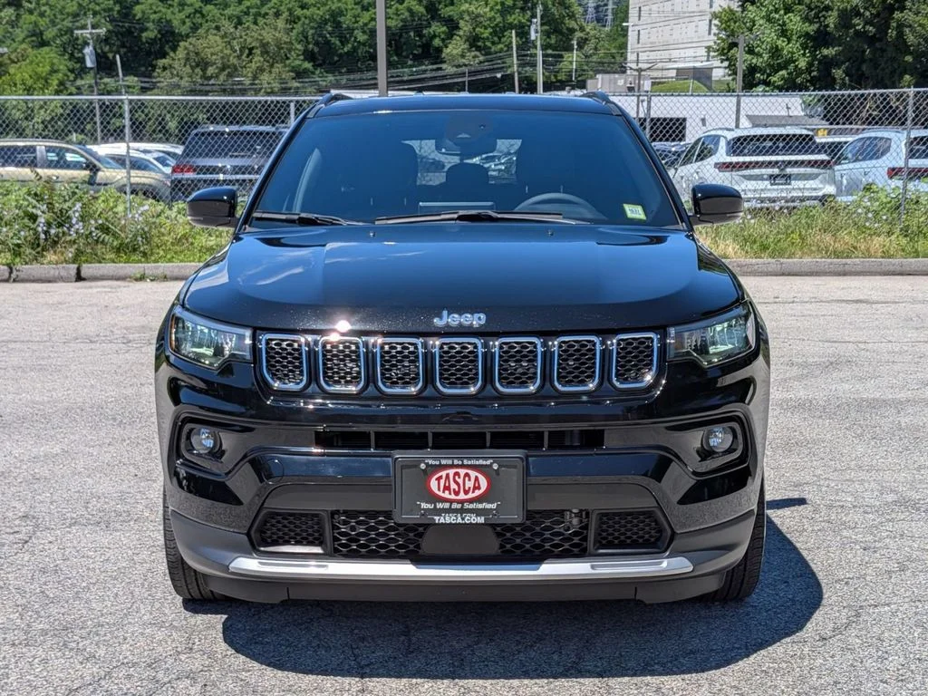 Used 2023 Black Jeep Limited image 10