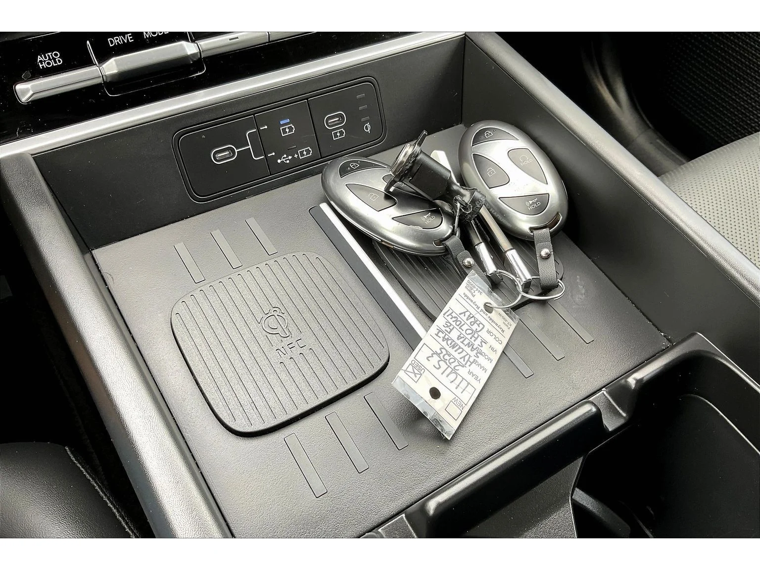 Used 2025 Gray Hyundai SEL image 24