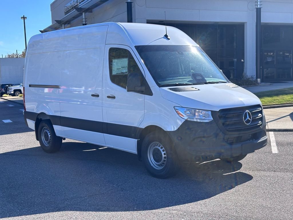 2026 Mercedes-Benz Sprinter 2500 144 WB's photo