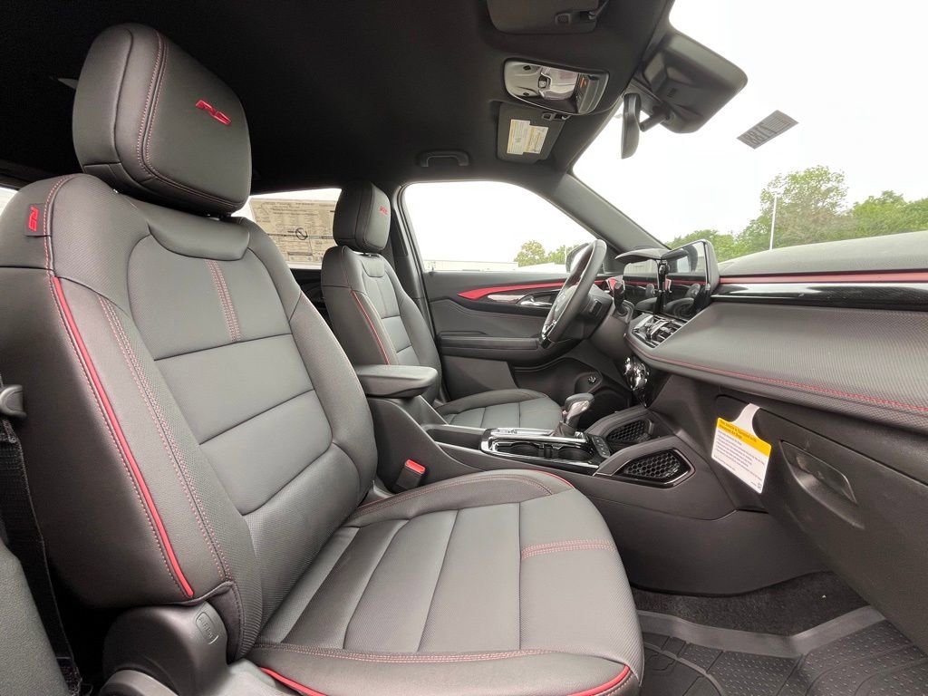 New 2026 Mosaic Black Metallic Chevrolet RS image 20
