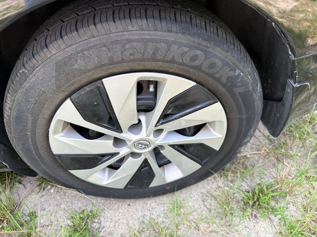 Used 2024 Black Nissan 2.5 S image 2