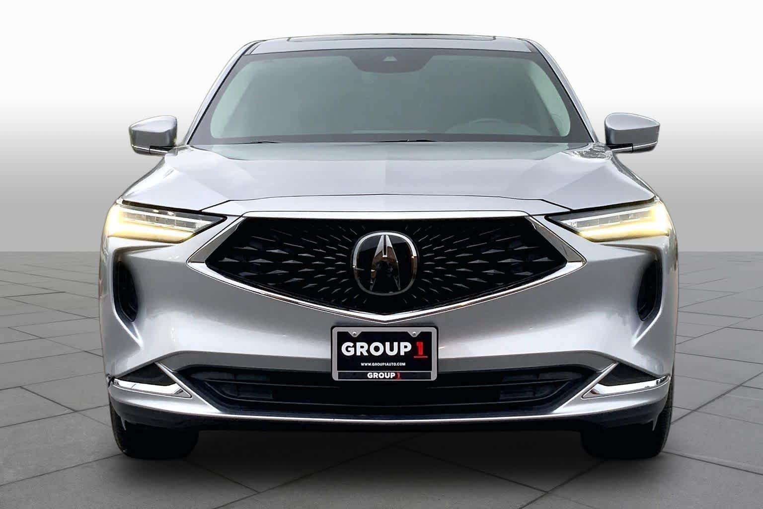 Certified Used 2024 Lunar Silver Metallic Acura MDX image 4