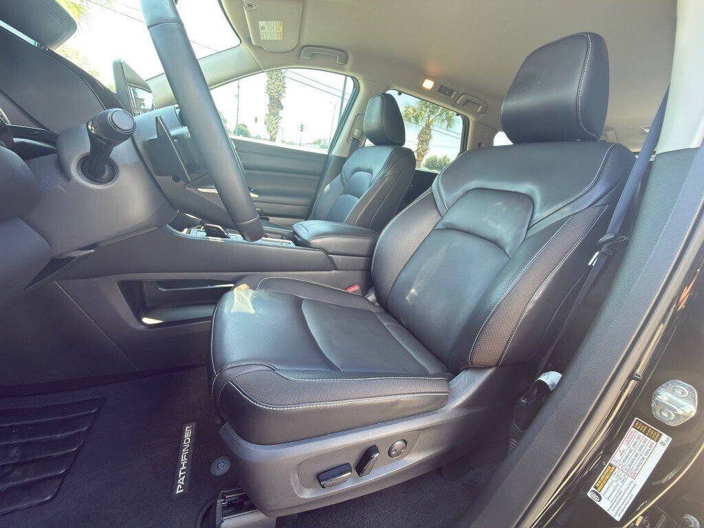 Used 2024 Super Black Nissan SL image 11