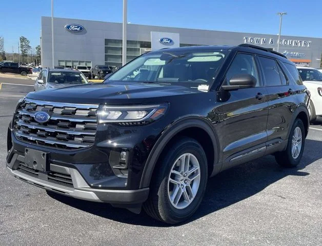 2026 Ford Explorer Active - Photo 17