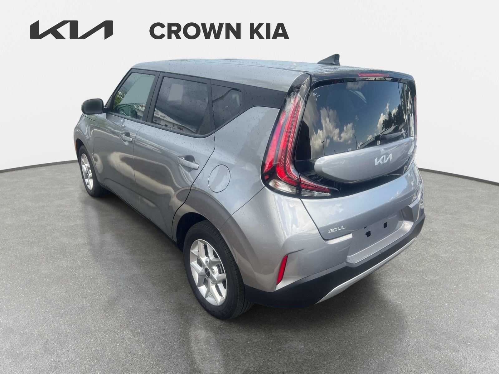 Used 2025 Gray Kia LX image 7