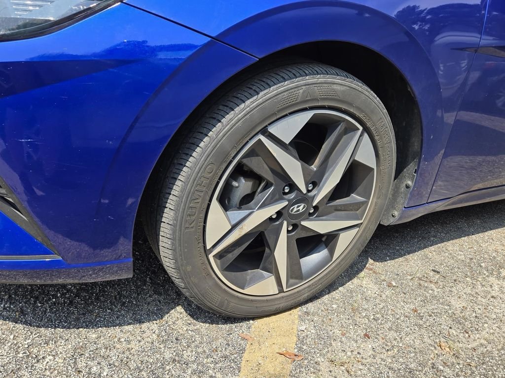 Used 2023 Blue Hyundai SEL image 6
