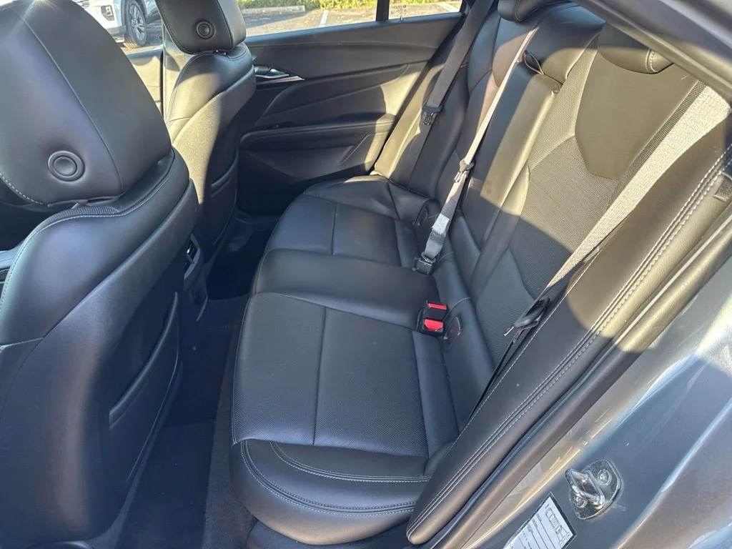 Used 2023 Silver Cadillac Premium Luxury image 31