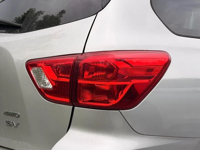 Used 2019 Silver Nissan SV image 16