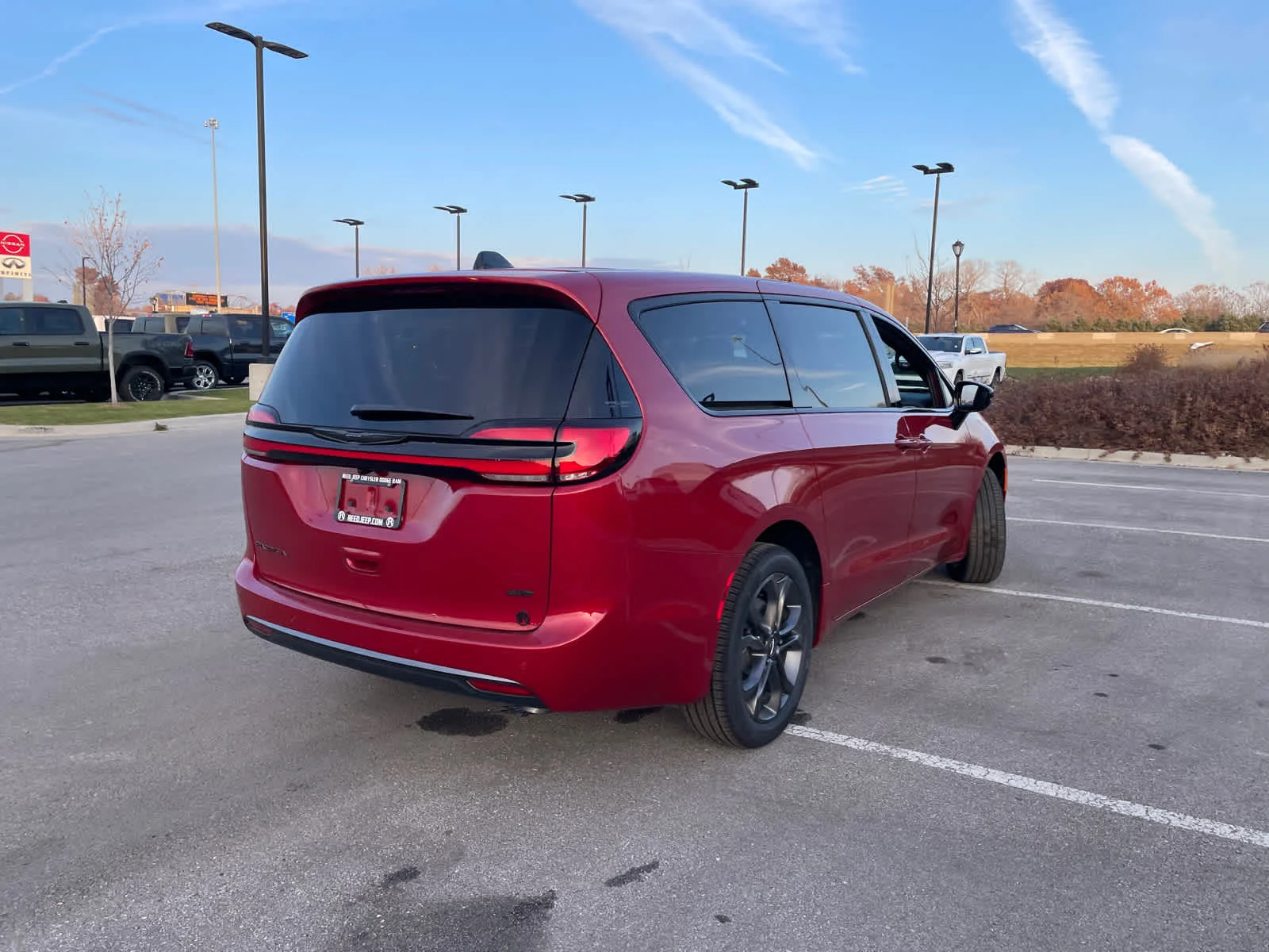 New 2026 Red Hot Pearl-Coat Exterior Paint Chrysler Select image 9