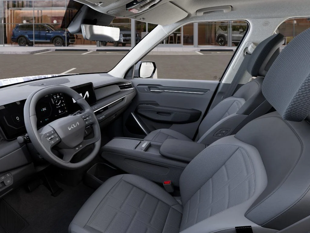 New 2026 Wolf Gray Kia Land AWD image 17