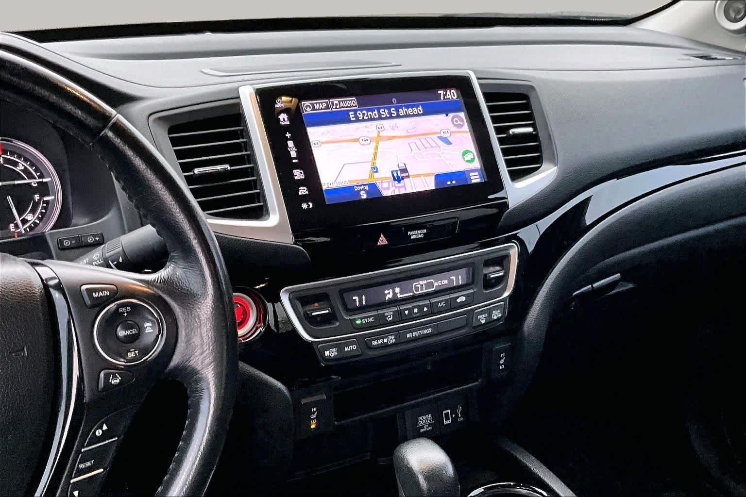 Certified Used 2018 Crystal Black Pearl Honda RTL-E image 7
