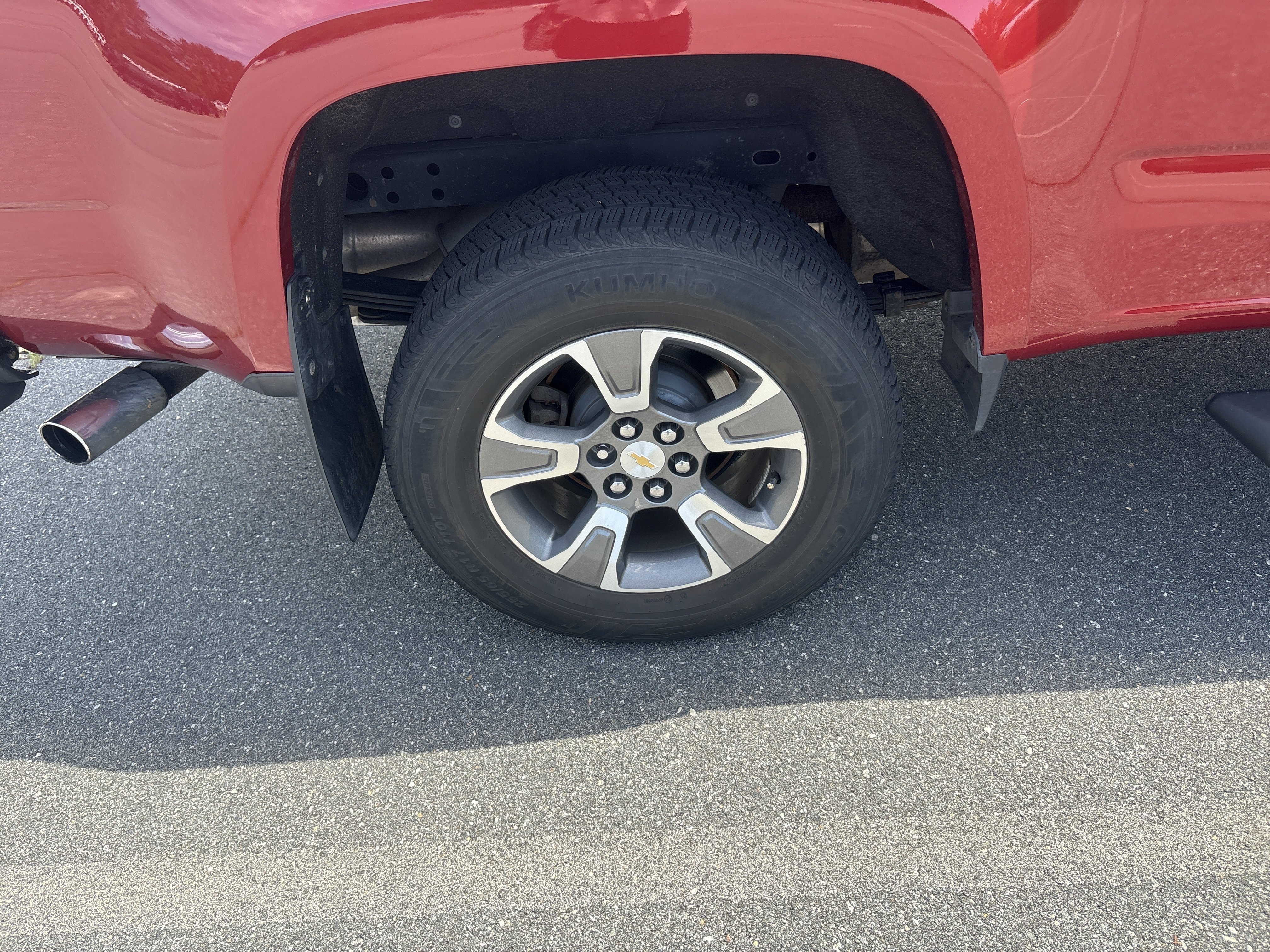 Used 2016 Red Rock Metallic Chevrolet 4WD Z71 image 25