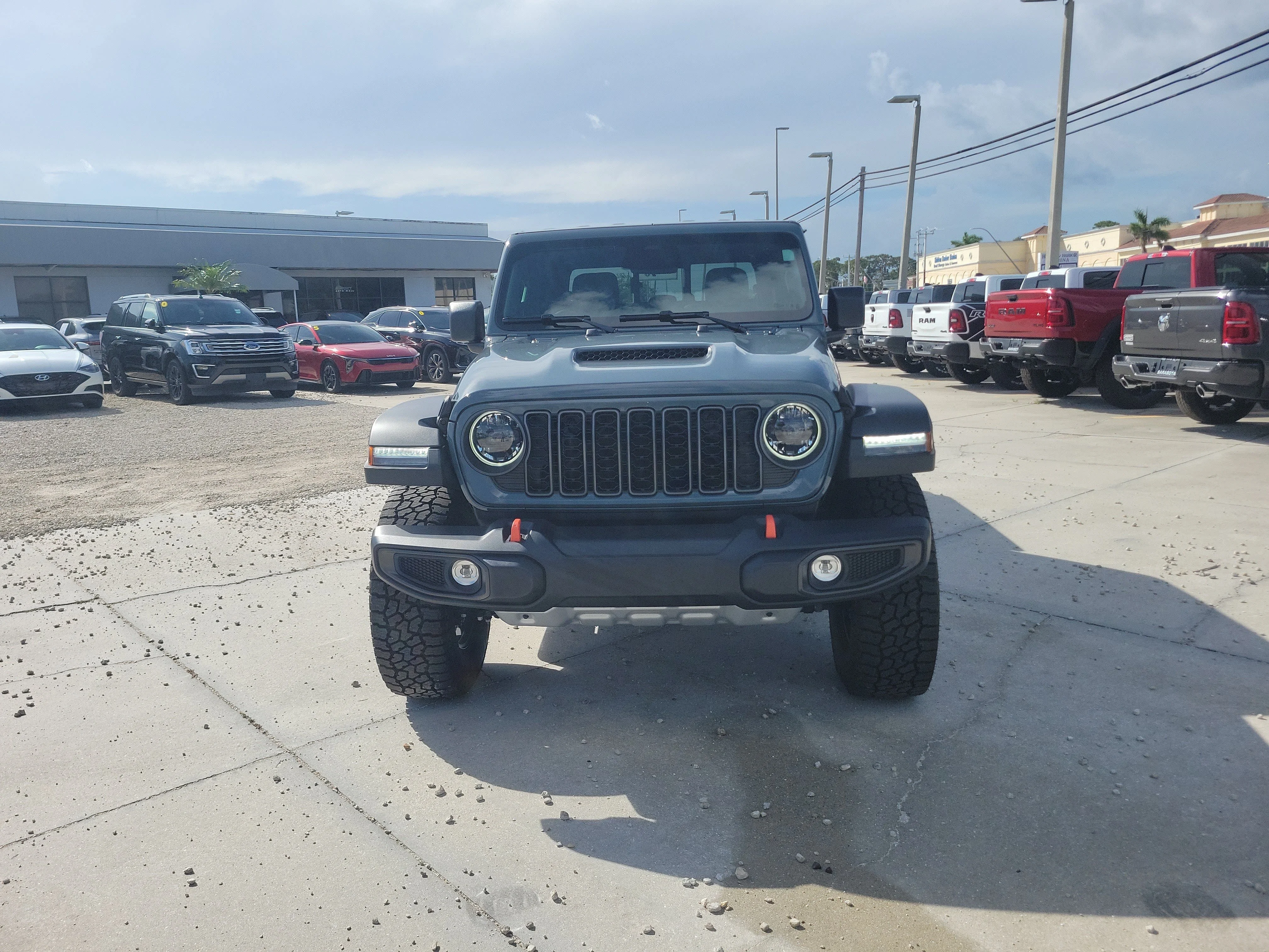 2026 Jeep Gladiator Mojave - Photo 15