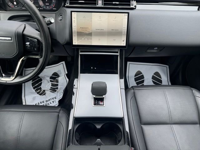 Used 2024 Santorini Black Metallic Land Rover S image 27