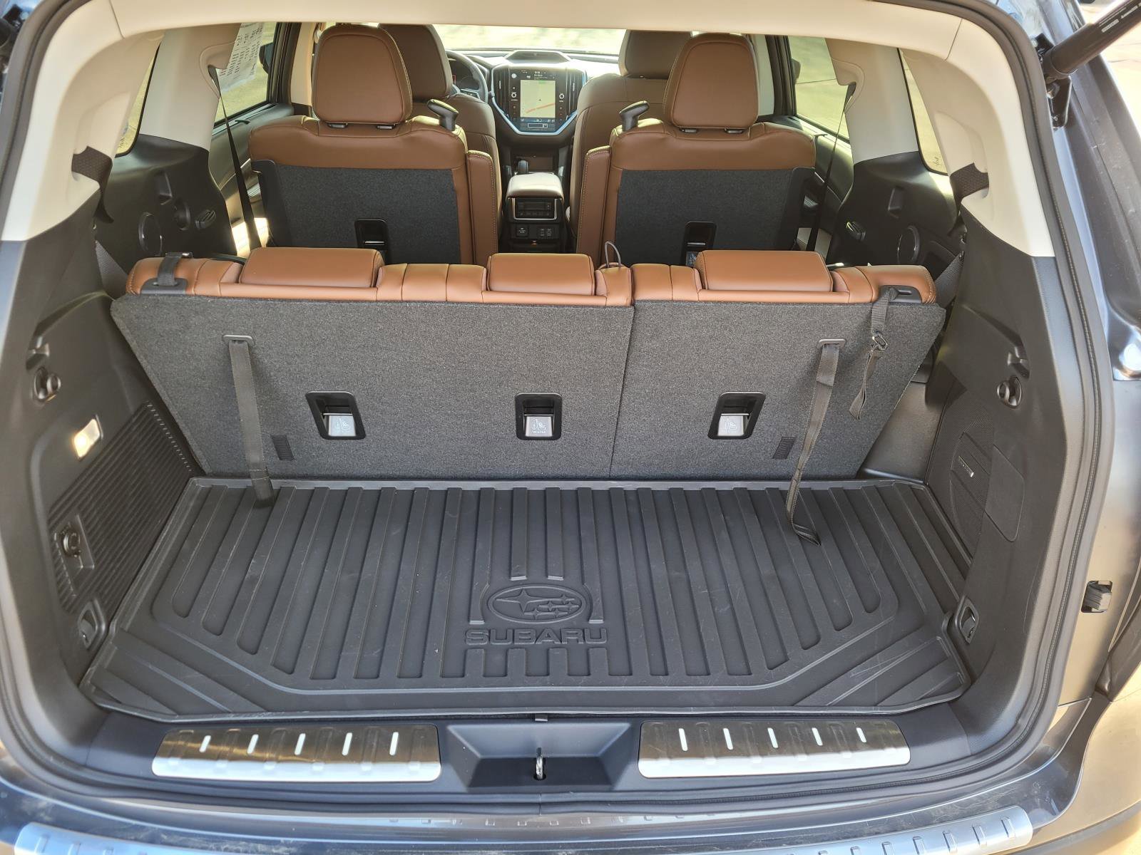 New 2026 MAGNETITE GRAY METALLIC Subaru Touring 7-Passenger image 18