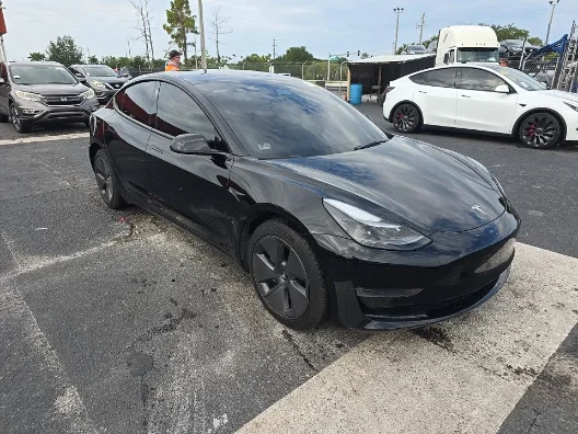 2023 Tesla Model 3's photo