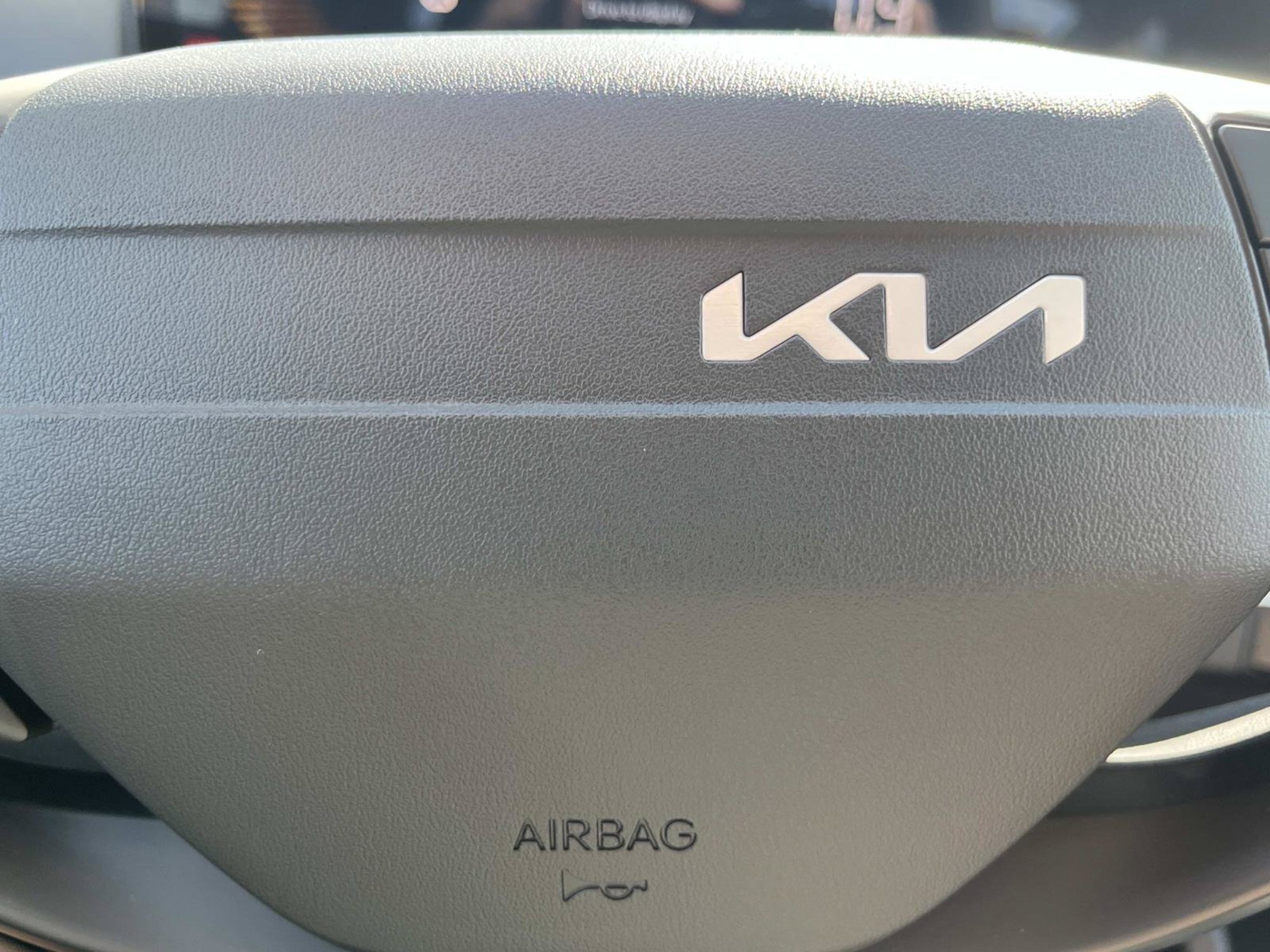 New 2026 Steel Gray Kia LXS image 23