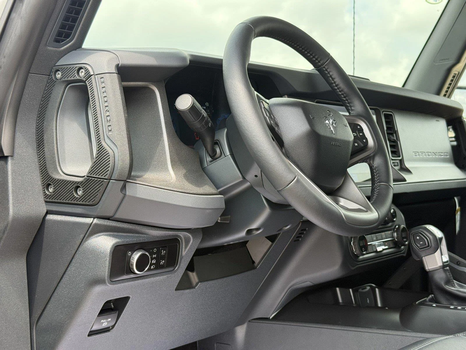 New 2026 Avalanche Gray Ford Badlands® image 10