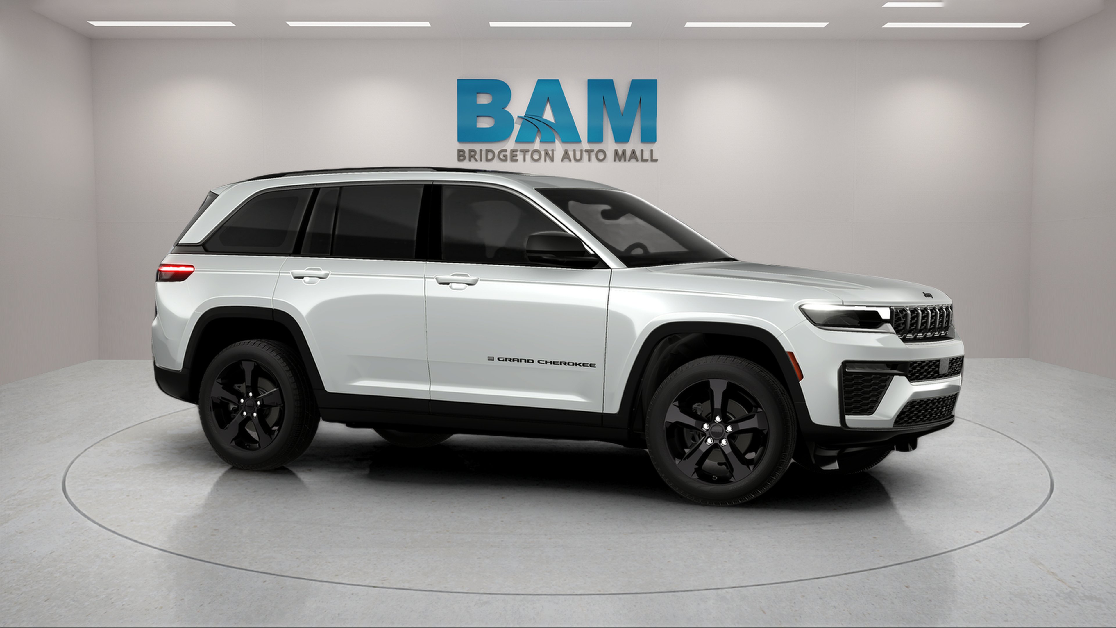 New 2026 Silver Zynith Exterior Paint Jeep Limited image 2