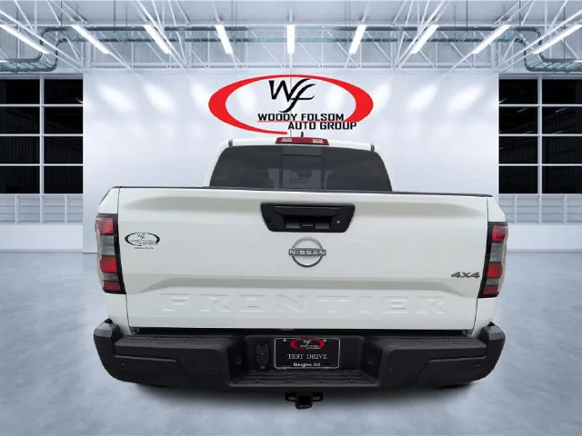Used 2026 White Nissan S image 4