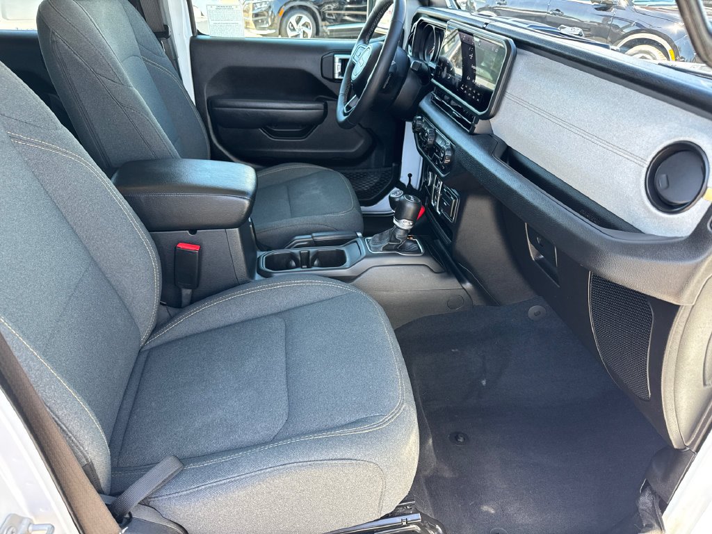 Certified Used 2025 White Jeep Sport S image 15