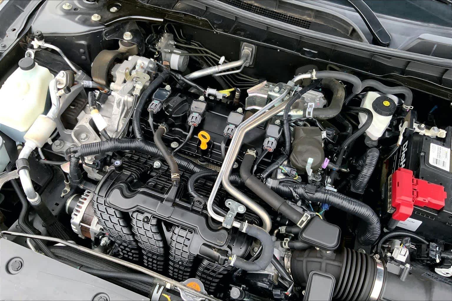 Used 2022 Gun Metallic Nissan 2.5 SV image 33