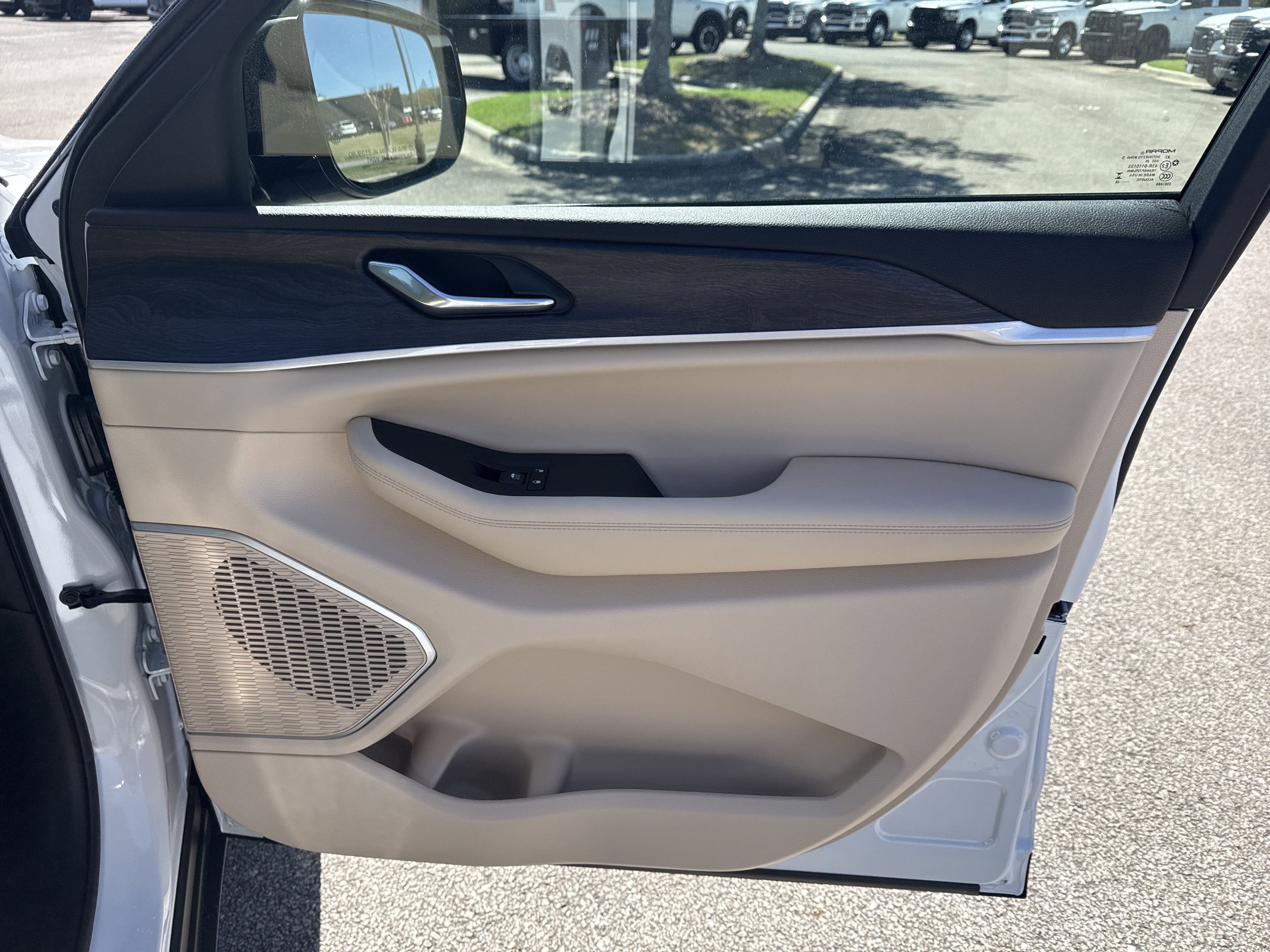 New 2026 Bright White Clearcoat Jeep Limited image 16