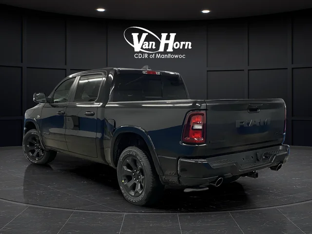 New 2026 Diamond Black Crystal Pearl-Coat Exterior Paint RAM Big Horn/Lone Star image 3