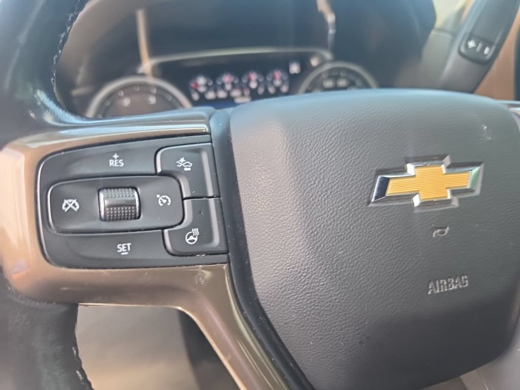 Used 2023 SUMMIT WHITE Chevrolet High Country image 20
