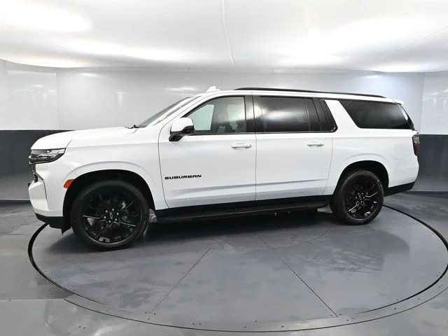 Used 2022 White Chevrolet RST image 12