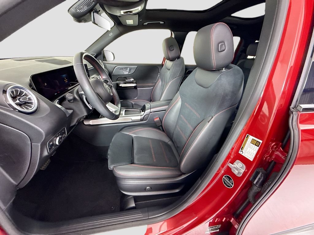 Certified Used 2024 MANUFAKTUR Patagonia Red Metallic Mercedes-Benz GLB 250 image 19