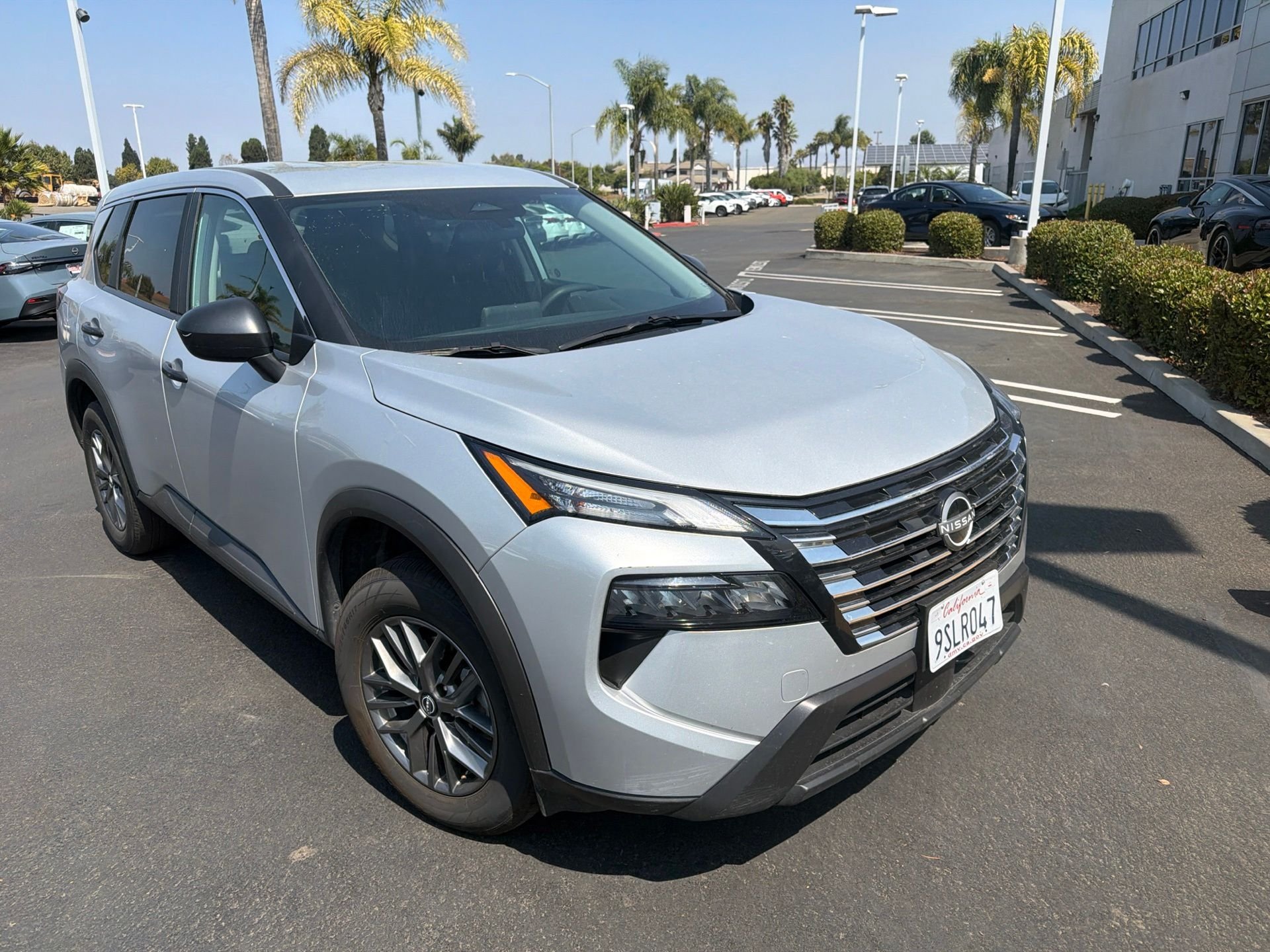 Used 2025 Silver Nissan S image 2