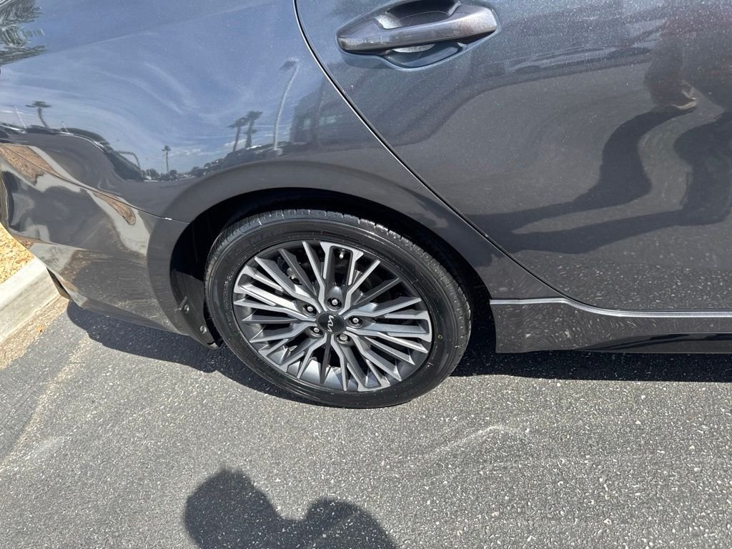 Used 2023 Gray Kia GT-Line image 19