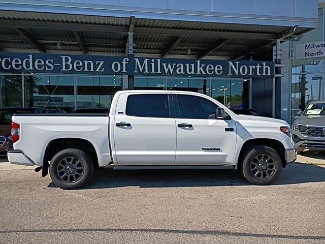 Used 2021 White Toyota SR5 image 2
