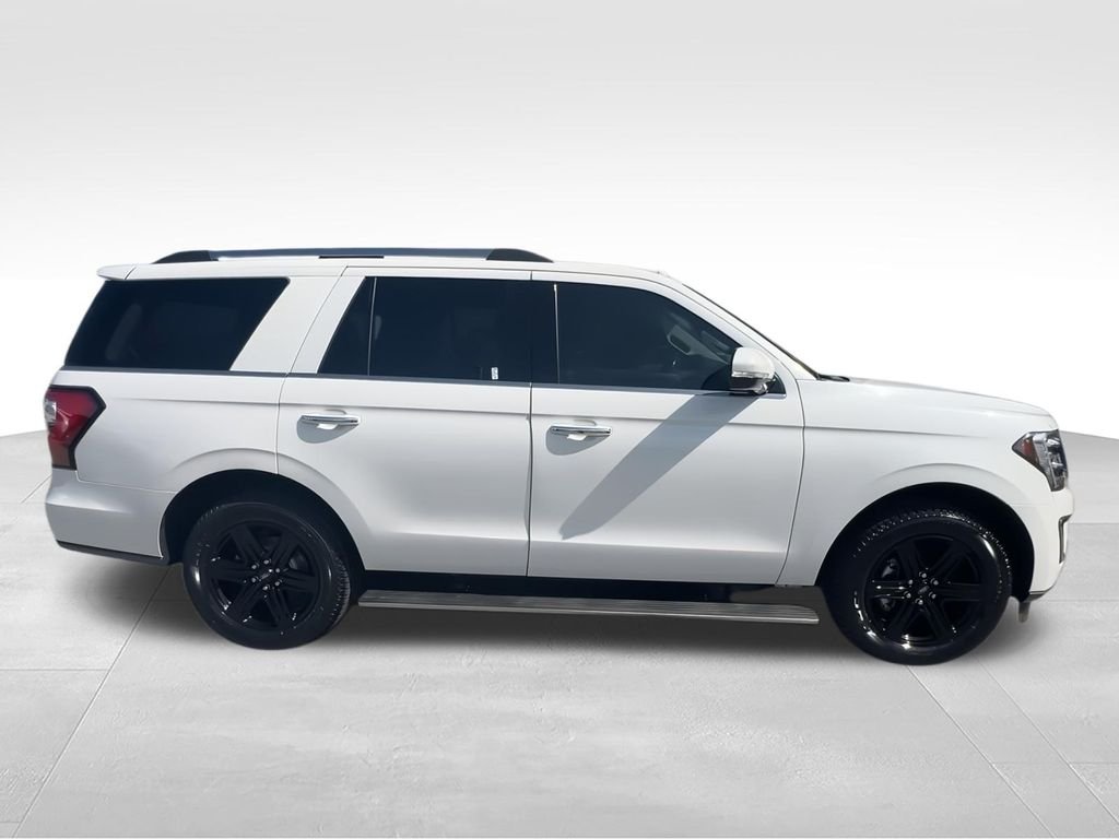 Used 2020 White Ford Limited image 9