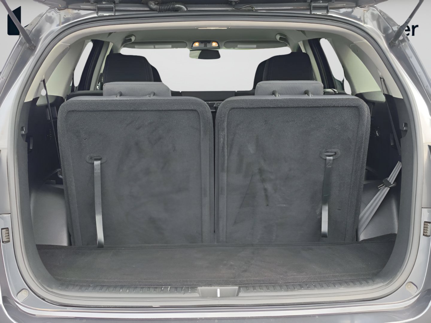 Used 2019 Platinum Graphite Kia LX V6 image 15