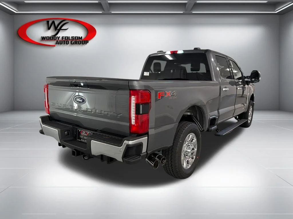 New 2026 Gray Ford Lariat image 6