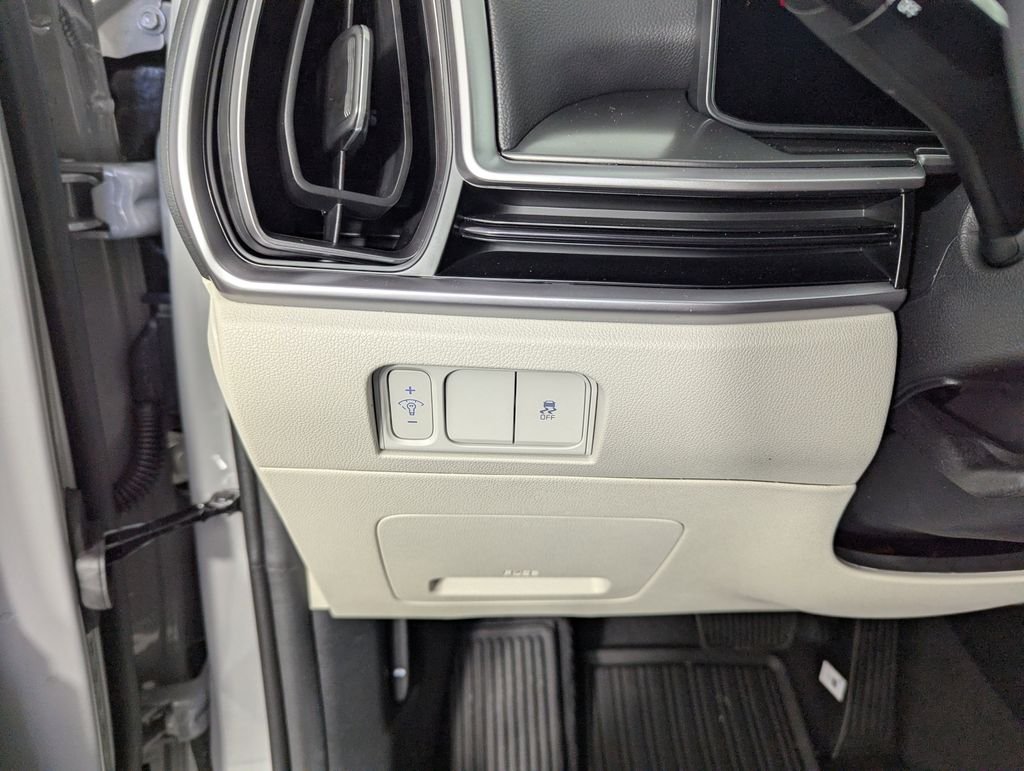 New 2026 Wolf Gray Kia S image 20