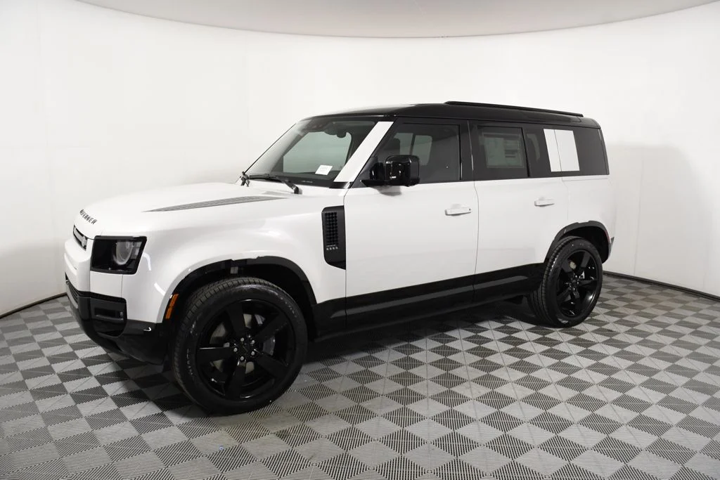 New 2026 Borasco Grey Land Rover X-Dynamic SE image 2