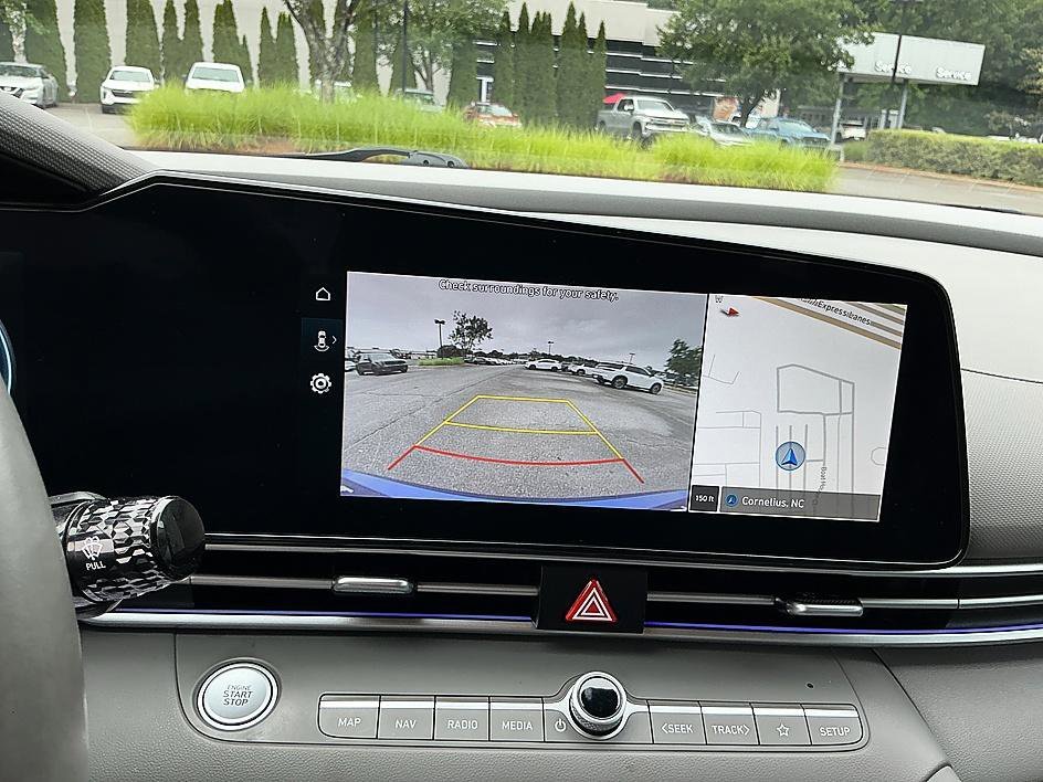 Used 2024 Intense Blue Hyundai SEL image 18