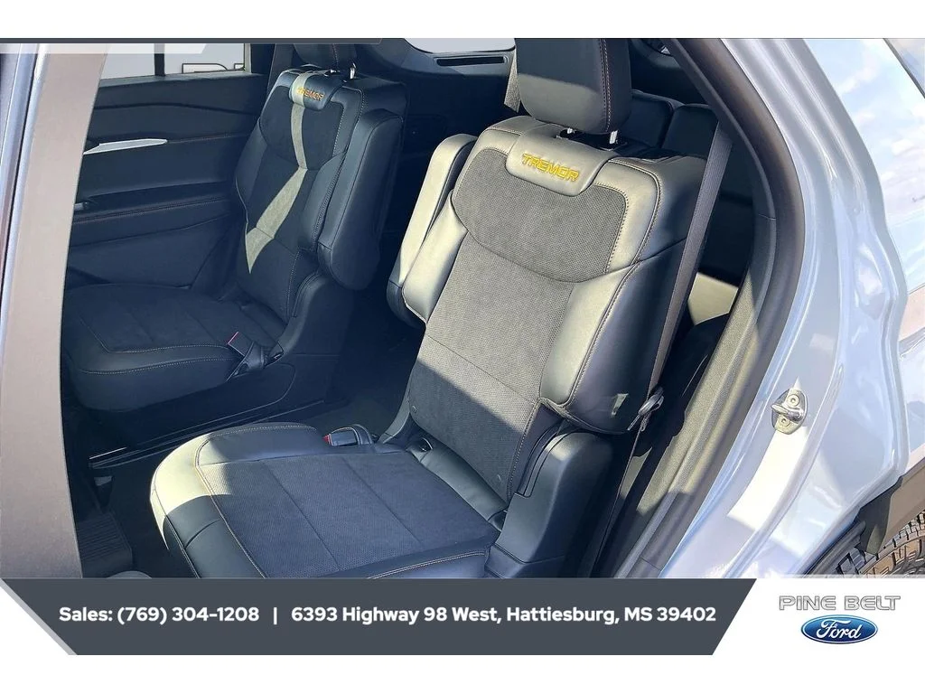 New 2026 Space White Metallic Ford Tremor® image 19