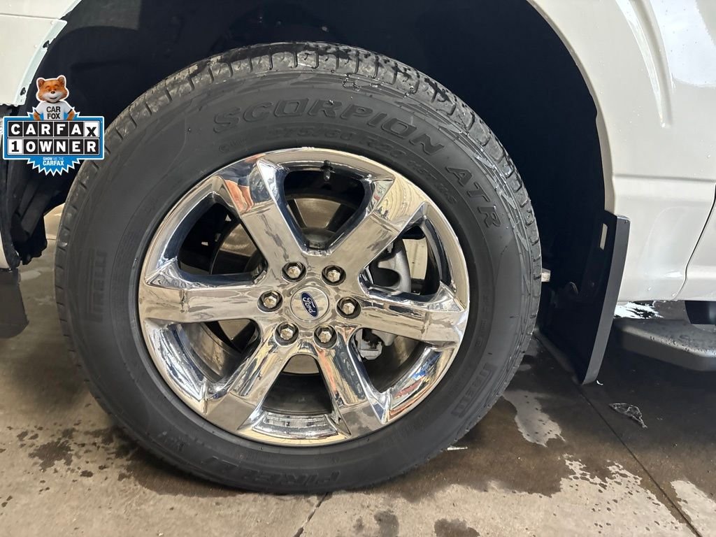 Used 2023 Oxford White Ford XLT image 9