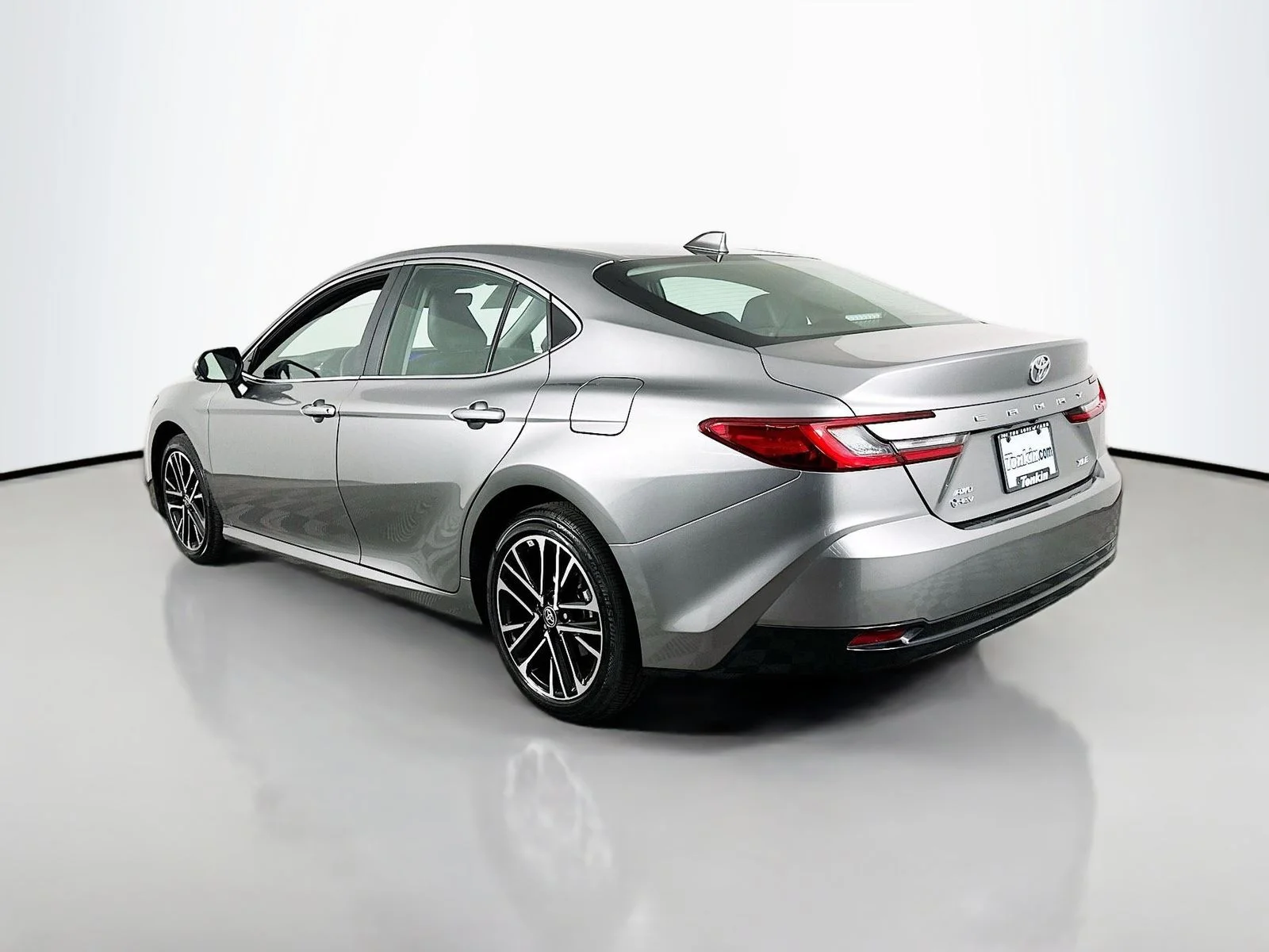 Certified Used 2025 Gray Toyota XLE image 27