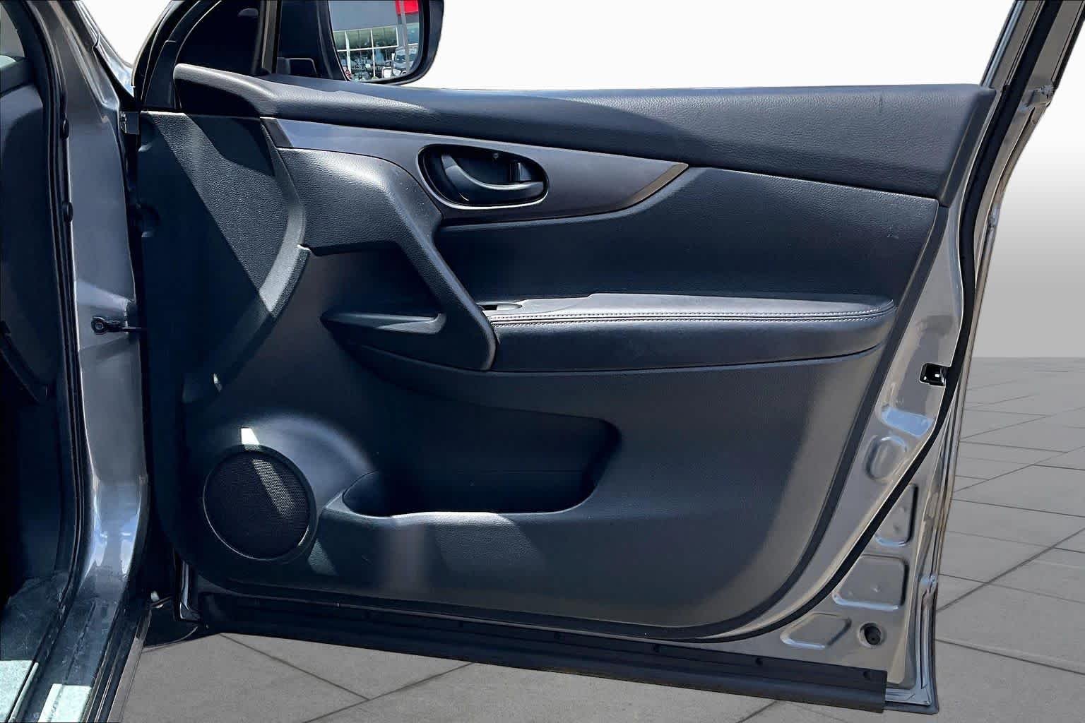 Used 2018 Gun Metallic Nissan S image 23