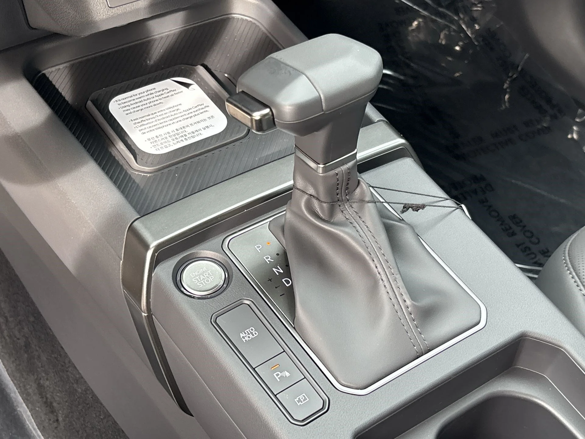 New 2027 Snow White Pearl Kia EX image 19