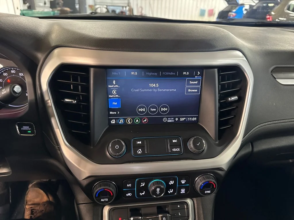 Used 2023 Black GMC SLT image 19