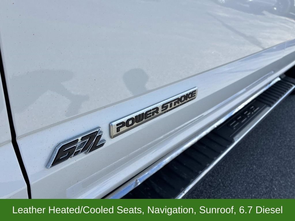 Used 2022 White Ford Lariat image 13