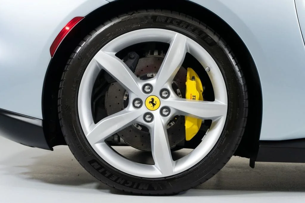 Used 2022 Grigio Alloy Ferrari Base image 21