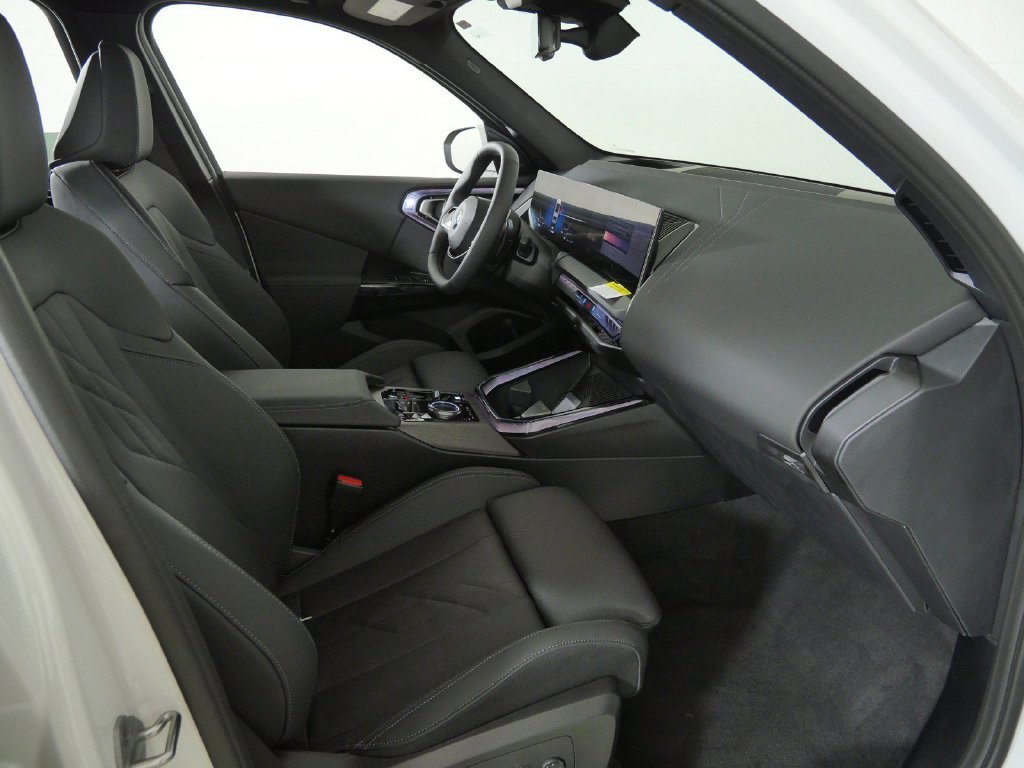Used 2026 Alpine White BMW 30 xDrive image 22